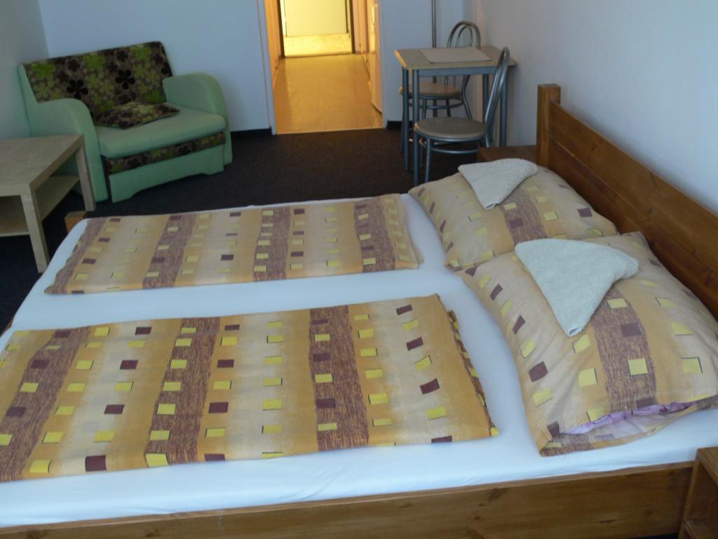 Lazza Motel Brno Exterior foto